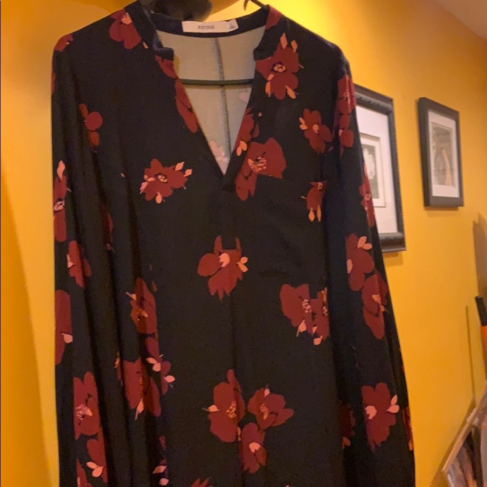 Dress shirt style dress size Large